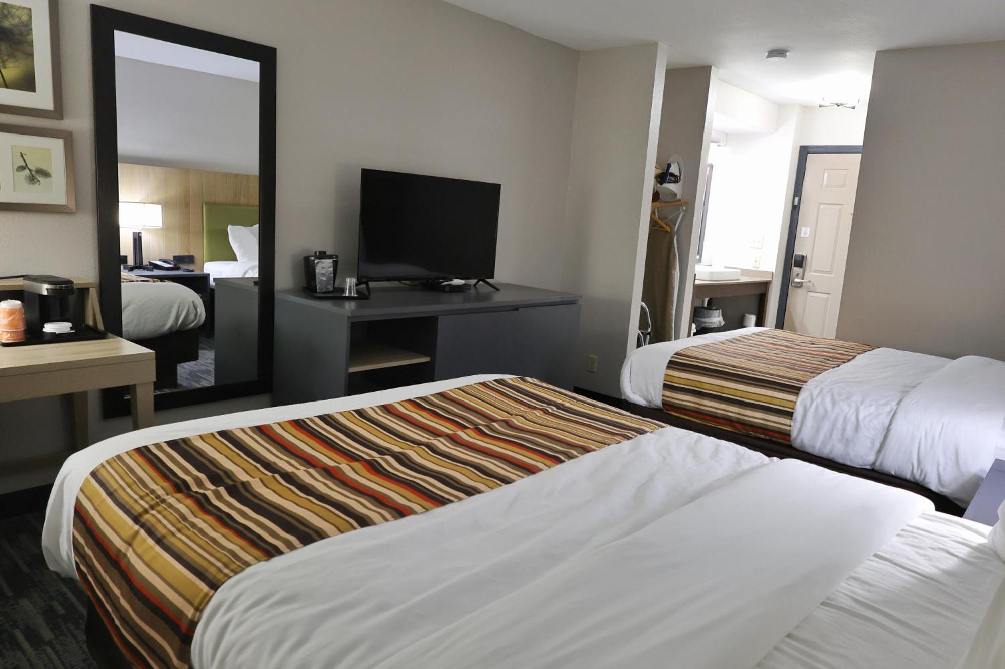Country Inn & Suites By Radisson, Sparta, Wi Buitenkant foto